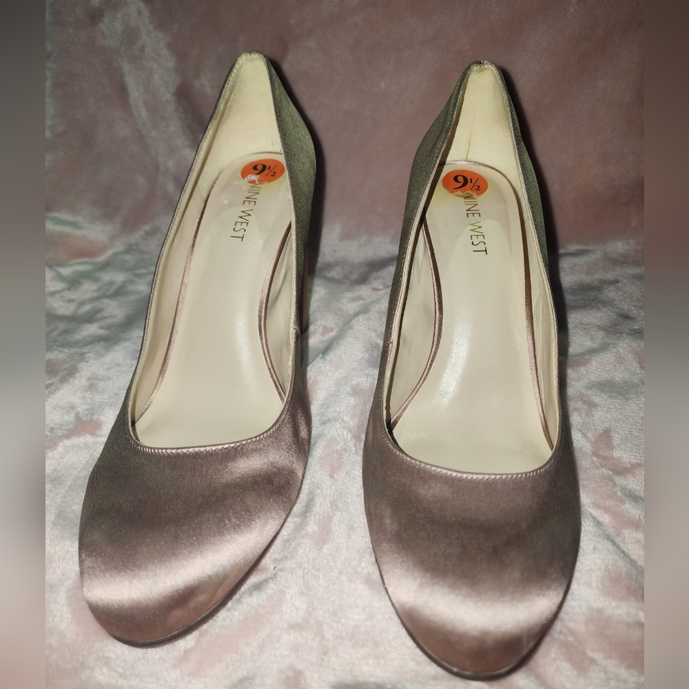 Nine West Women's Brown Pumps